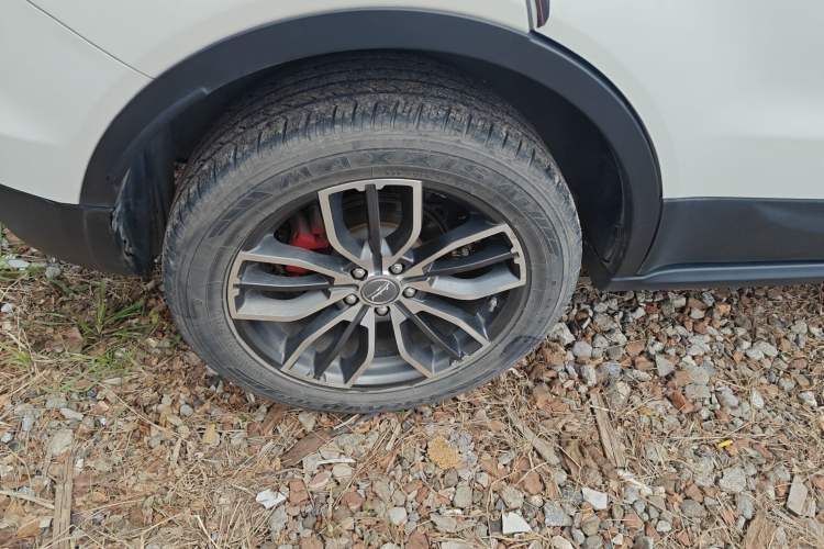 Used Land X7 2018 Geely Xingyue 1.5T Panoramic Supreme Model Right Rear Wheel Hub