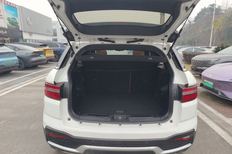 Used Land X7 2018 Geely Jingyue 1.5T Panoramic Luxury Model Trunk