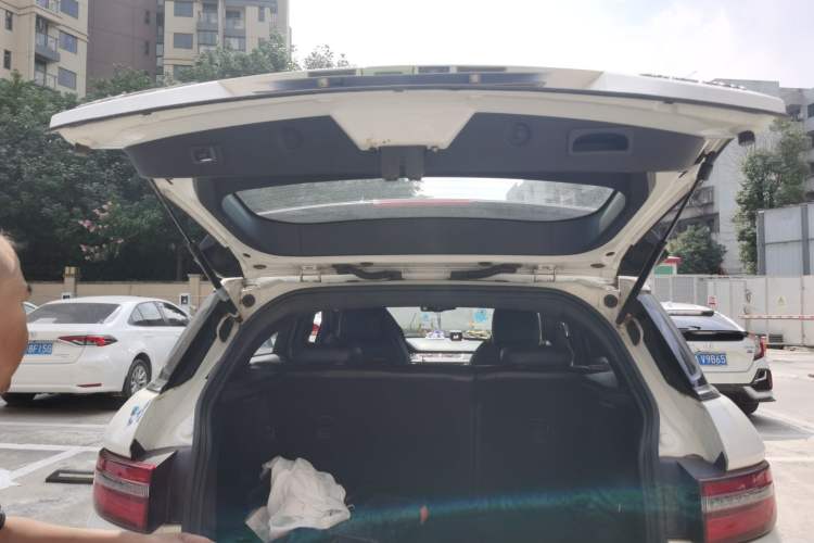 Used Land X7 2018 Jingyue 1.5T Panoramic Luxury Model Trunk