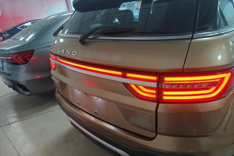 Used Land X7 2018 Geely Jingyue 1.5T Panoramic Luxury Model Exterior 4