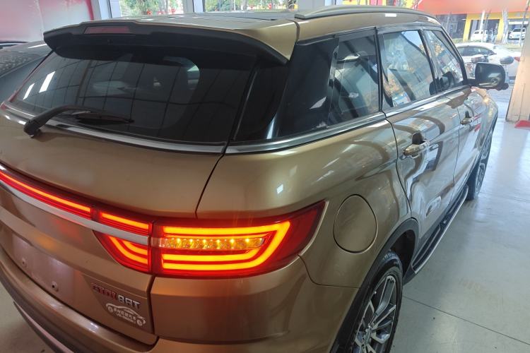 Used Land X7 2018 Geely Jingyue 1.5T Panoramic Luxury Model Exterior 5