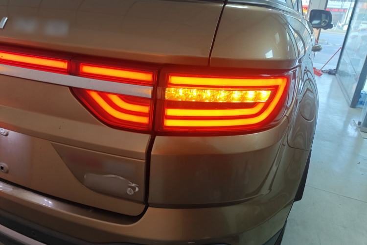 Used Land X7 2018 Geely Jingyue 1.5T Panoramic Luxury Model Exterior 6