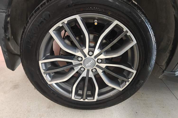 Used Land X7 2018 Geely Jingyue 1.5T Panoramic Luxury Model Exterior 8