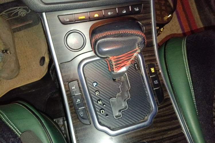 Used Land X7 2018 Geely Xingyue 1.5T Panoramic Supreme Model Gear Lever