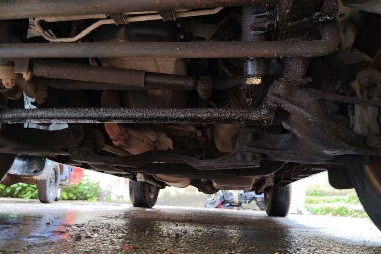 Used Land X8 2012 Explore Edition 2.0L Urban Pioneer Version Chassis Front