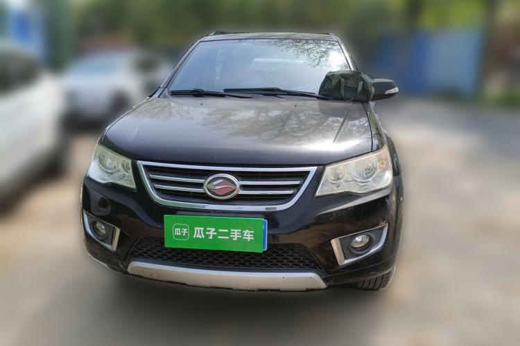 Used Land X8 2012 Explorer Edition 2.0T Diesel 4x2 Luxury Model Front