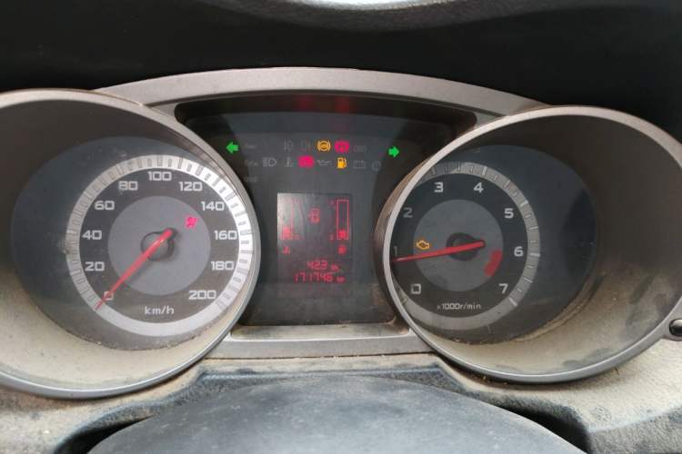 Used Land X8 2012 Explore Edition 2.0L Urban Pioneer Version Instrument Cluster
