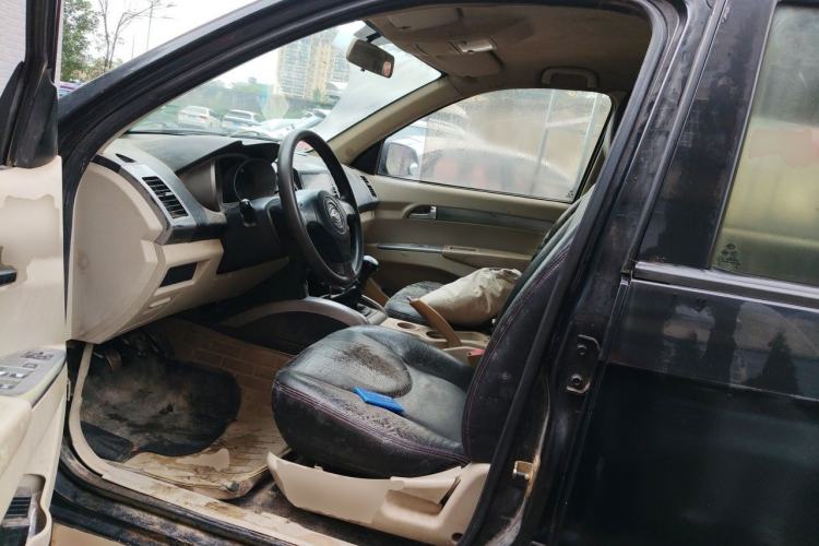 Used Land X8 2012 Explore Edition 2.0L Urban Pioneer Version Left Front Seat