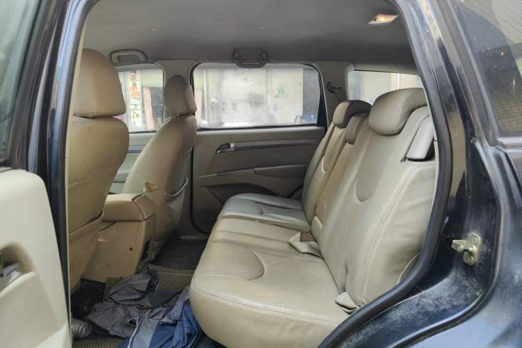 Used Land X8 2012 Explorer Edition 2.0T Diesel 4x2 Luxury Model Left Rear Seat