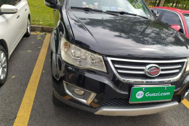 Used Land X8 2012 Explorer Edition 2.5T Diesel 4x2 Luxury Model China IV Standard Right Front Headlight