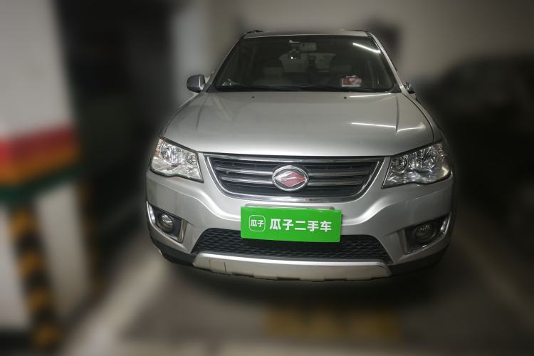 Used Land X8 2012 Explorer Edition 2.0T Diesel 4x2 Luxury Model Front