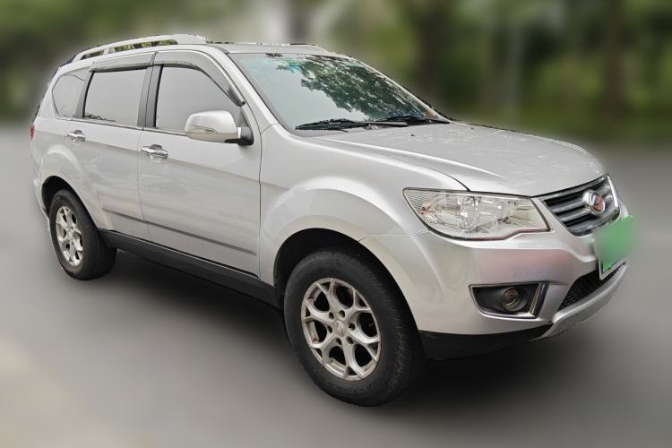 Used Land X8 2012 Explorer Edition 2.5T Diesel 4x2 Ultra-Luxury Model Front Right 45 Deg
