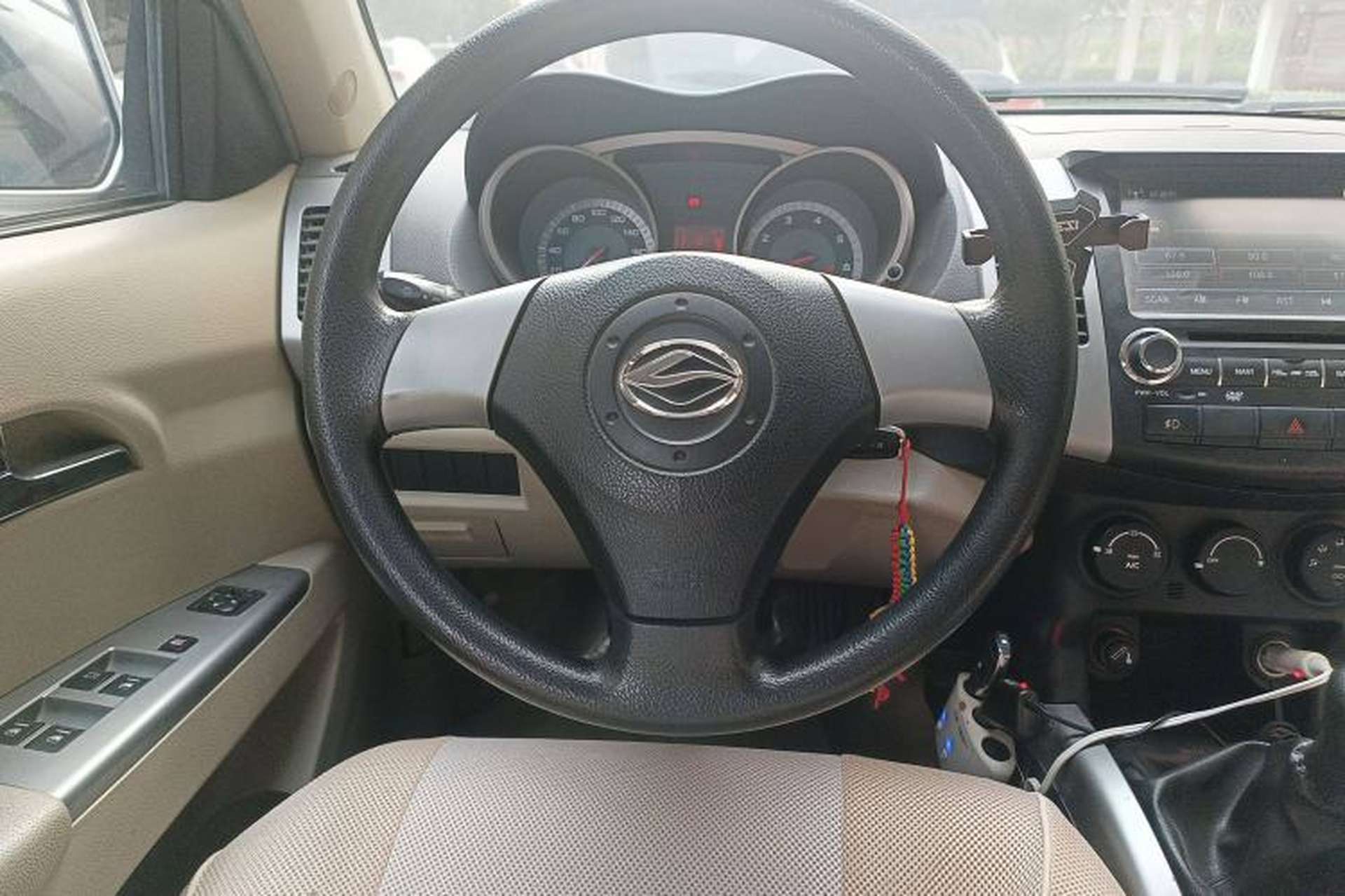 Used Land X8 2012 Explore Edition 2.0L Urban Pioneer Version Steering Wheel
