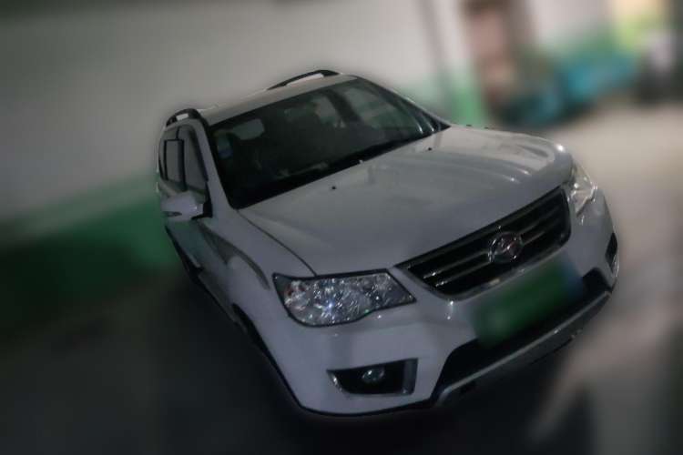 Used Land X8 2012 Explorer Edition 2.0T Diesel 4x4 Luxury Model Front Right 45 Deg