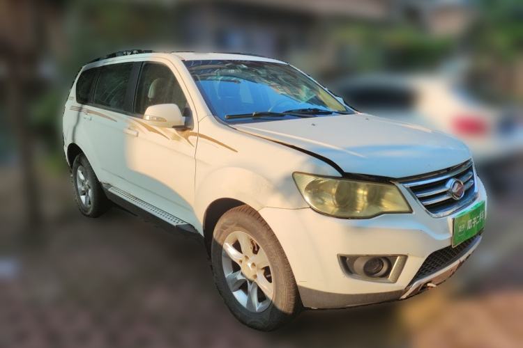 Used Land X8 2012 Explorer Edition 2.0T Diesel 4x4 Luxury Model Front Right 45 Deg