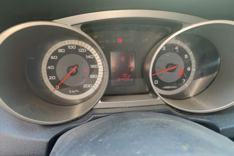 Used Land X8 2012 Explorer Edition 2.4L Gasoline 4X4 Ultra-Luxury Model Instrument Cluster