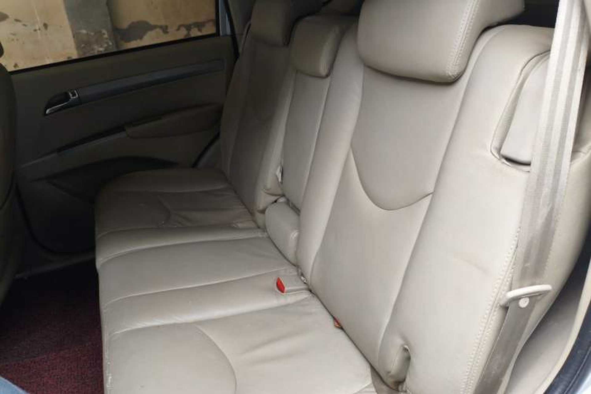Used Land X8 2012 Explorer Edition 2.0T Diesel 4x2 Ultra-Luxury Model Left Rear Seat