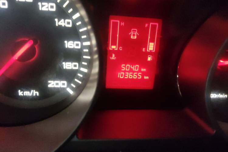Used Land X8 2012 Explorer Edition 2.0T Diesel 4x4 Luxury Model Odometer Close Up