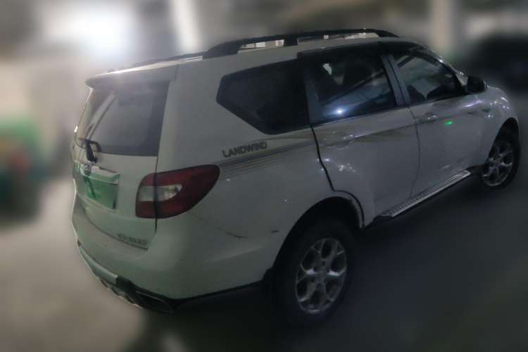 Used Land X8 2012 Explorer Edition 2.0T Diesel 4x4 Luxury Model Rear Right 45 Deg