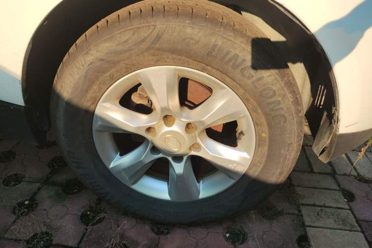 Used Land X8 2012 Explorer Edition 2.0T Diesel 4x4 Luxury Model Right Front Wheel Hub
