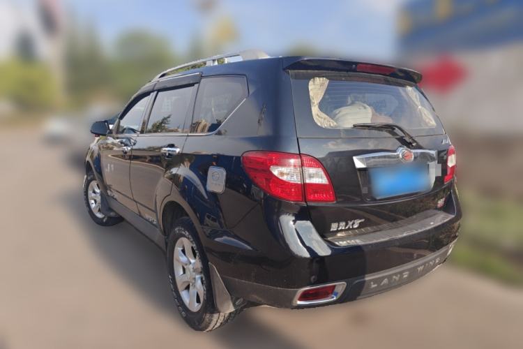Used Land X8 2014 Explorer Edition 2.0T Gasoline 4x4 Ultra-Luxury Model Rear Left 45 Deg