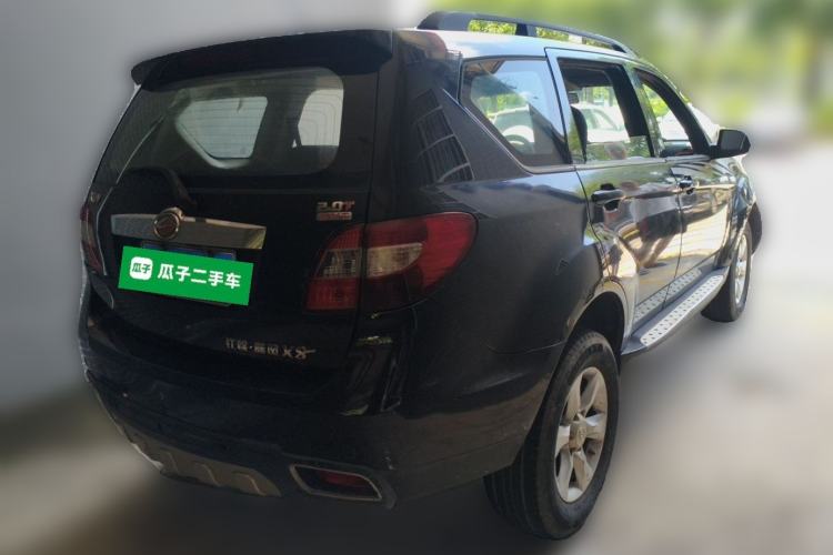 Used Land X8 2014 Explorer Edition 2.0T Gasoline 4x2 Luxury Model Rear Right 45 Deg