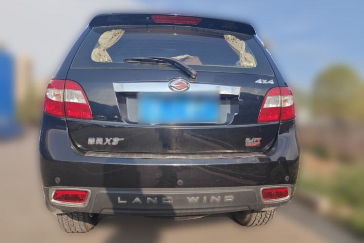 Used Land X8 2014 Explorer Edition 2.0T Gasoline 4x4 Ultra-Luxury Model Rear
