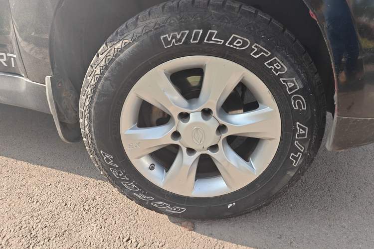 Used Land X8 2014 Explorer Edition 2.0T Gasoline 4x4 Ultra-Luxury Model Right Front Wheel Hub