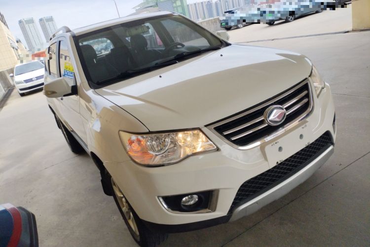 Used Land X8 2014 Explorer Edition 2.0T Diesel 4x2 Ultra-Luxury Model Exterior 2