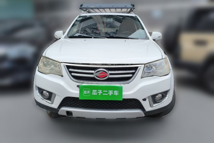Used Land X8 2014 Explorer Edition 2.0T Gasoline 4x4 Ultra-Luxury Model Front