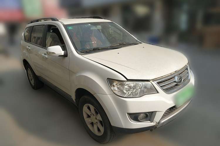 Used Land X8 2014 Explorer Edition 2.0T Gasoline 4x2 Luxury Model Front Right 45 Deg