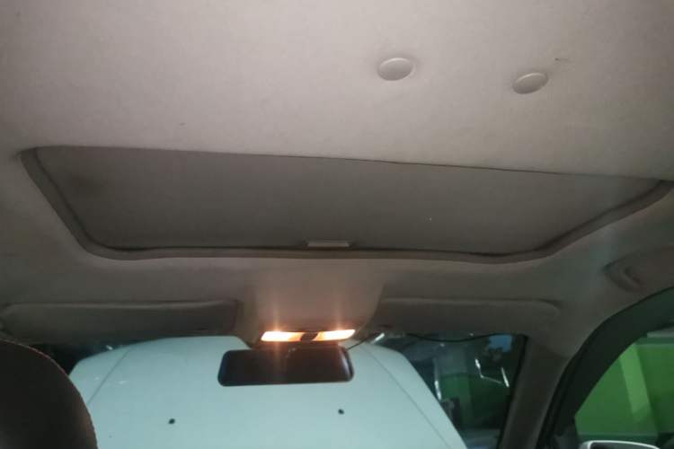 Used Land X8 2014 Explorer Edition 2.0T Diesel 4x2 Ultra-Luxury Model Headliner