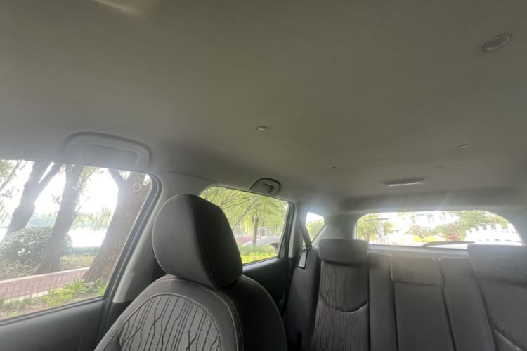 Used Land X8 2014 Explorer Edition 2.4L Gasoline 4x4 Luxury Model Headliner