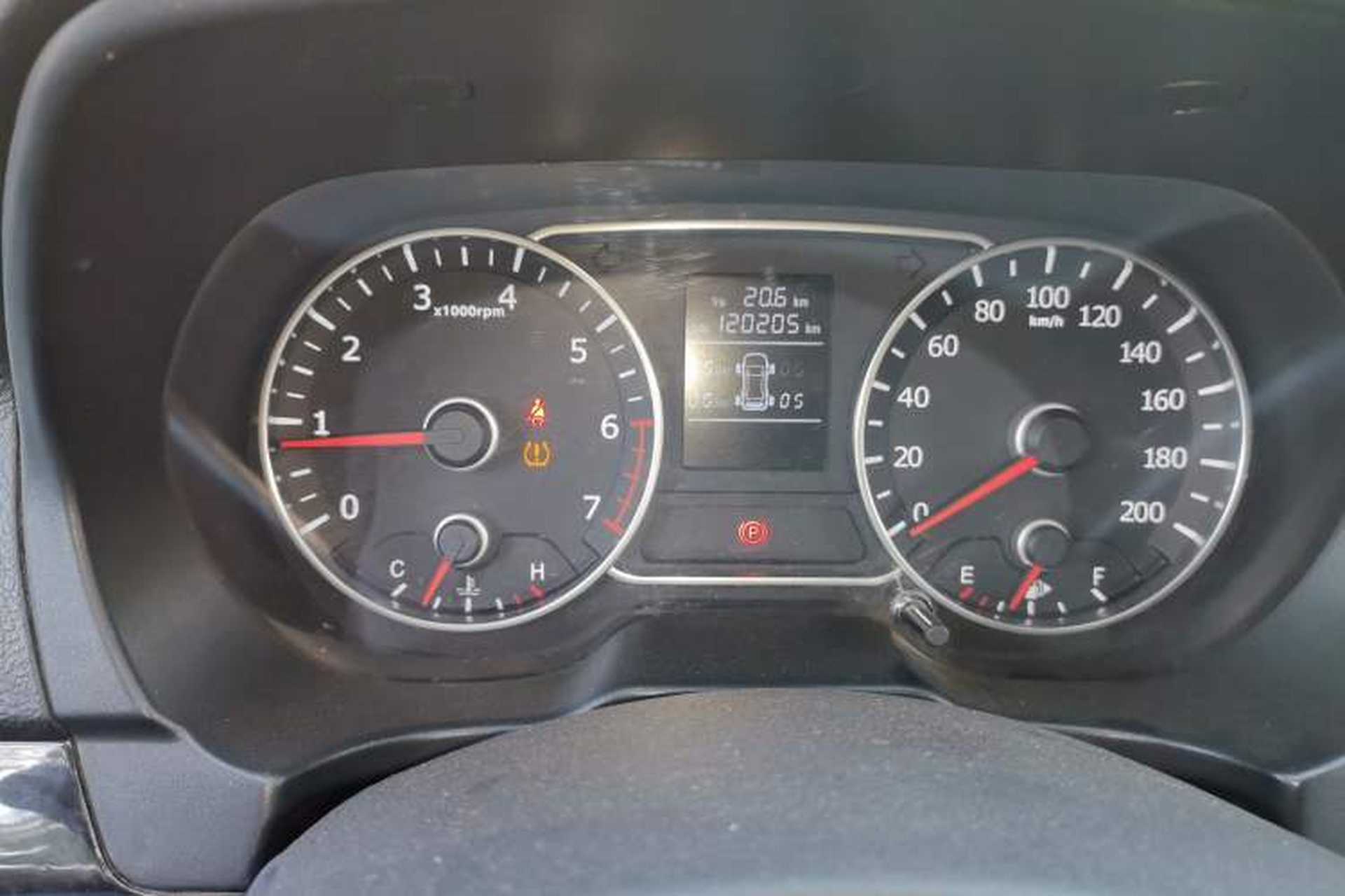 Used Land X8 2014 Explorer Edition 2.0T Gasoline 4x2 Ultra-Luxury Model Instrument Cluster