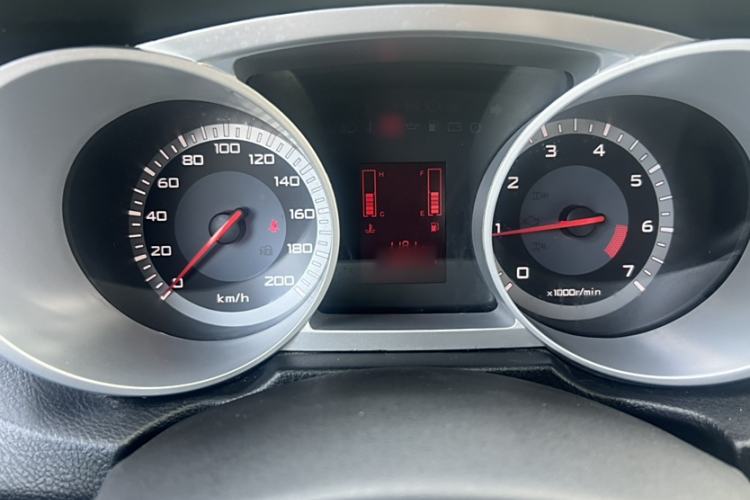Used Land X8 2014 Explorer Edition 2.4L Gasoline 4x4 Luxury Model Instrument Cluster