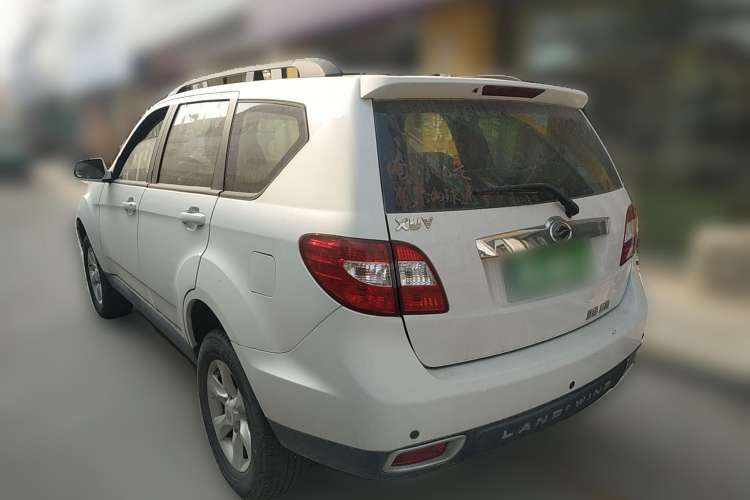 Used Land X8 2014 Explorer Edition 2.0T Gasoline 4x2 Luxury Model Rear Left 45 Deg