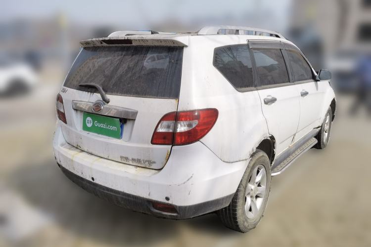 Used Land X8 2014 Explorer Edition 2.0T Diesel 4x2 Ultra-Luxury Model Rear Right 45 Deg