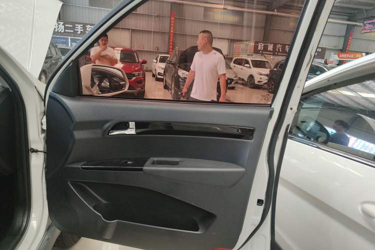 Used Land X8 2014 Explorer Edition 2.0L Urban Pioneer Version Right Front Door Interior