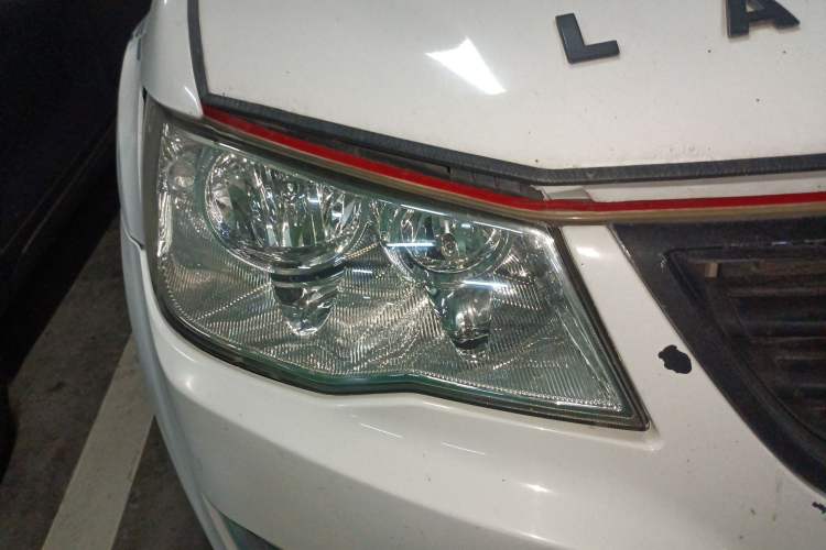 Used Land X8 2014 Explorer Edition 2.0T Diesel 4x4 Luxury Model Right Front Headlight