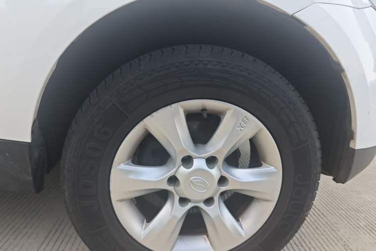 Used Land X8 2014 Explorer Edition 2.0T Gasoline 4x2 Luxury Model Right Front Wheel Hub