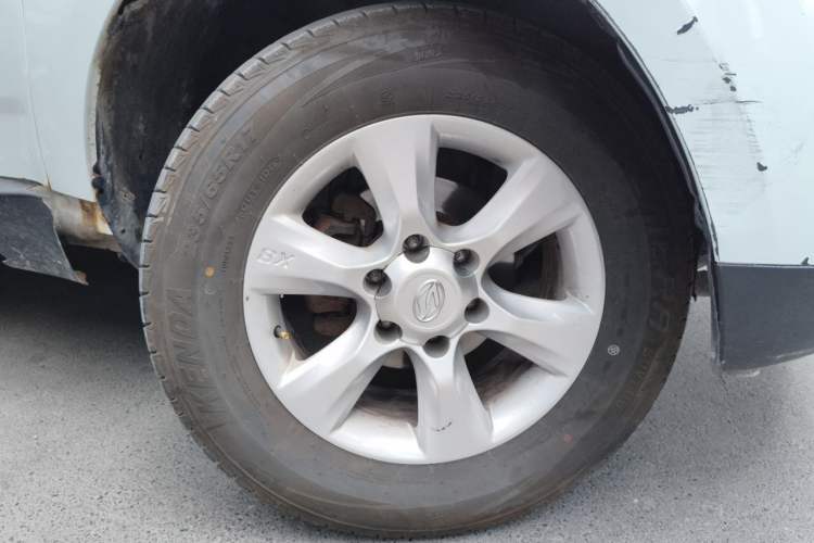Used Land X8 2014 Explorer Edition 2.0T Gasoline 4x4 Ultra-Luxury Model Right Front Wheel Hub