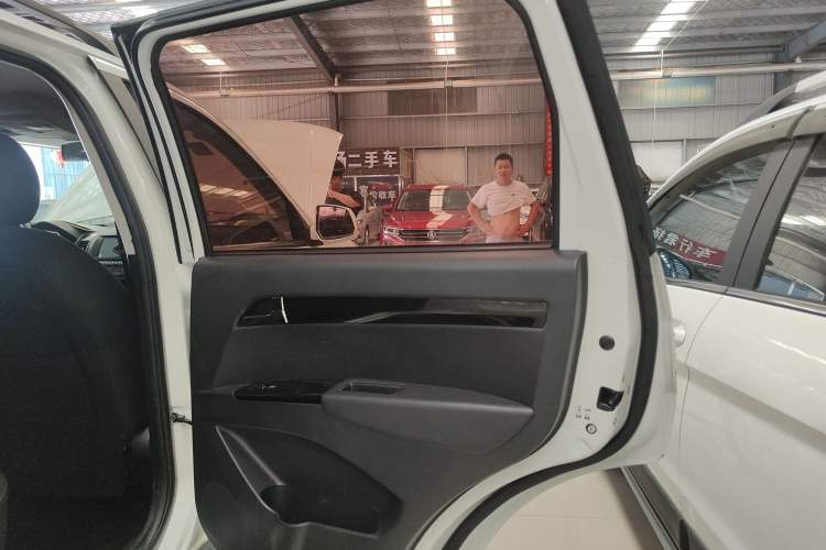 Used Land X8 2014 Explorer Edition 2.0L Urban Pioneer Version Right Rear Door Interior