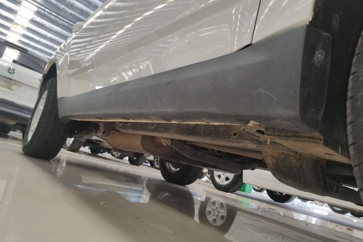 Used Land X8 2014 Explorer Edition 2.0L Urban Pioneer Version Right Side Sill