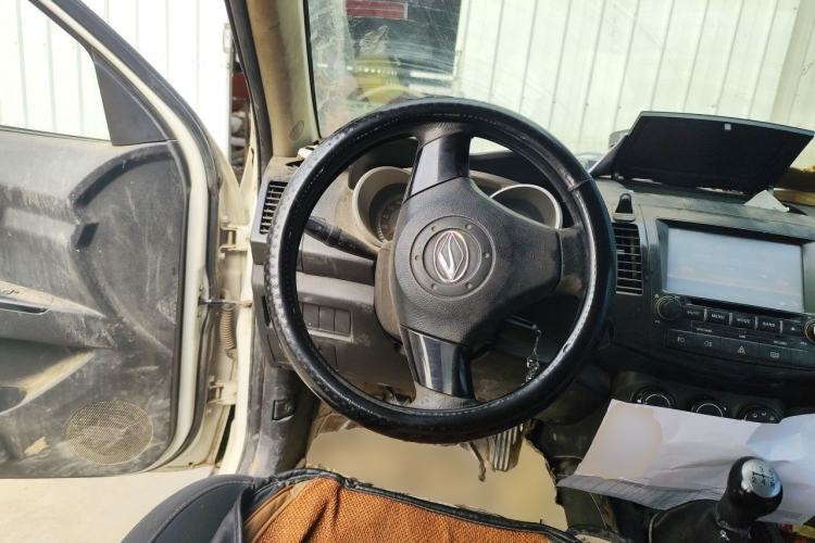 Used Land X8 2014 Explorer Edition 2.0L Urban Pioneer Version Steering Wheel