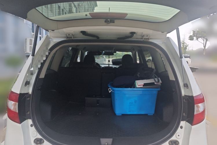 Used Land X8 2014 Explorer Edition 2.0T Gasoline 4x2 Luxury Model Trunk