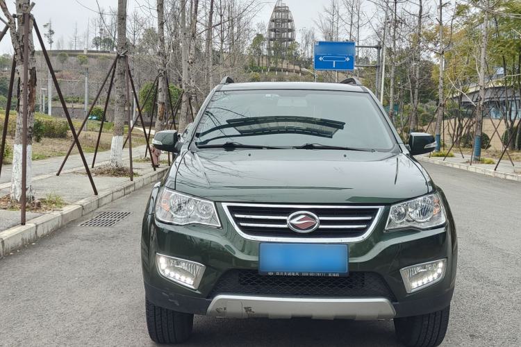 Used Land X8 2015 Explorer Edition 2.0T Diesel 4x4 Luxury Model Exterior 4