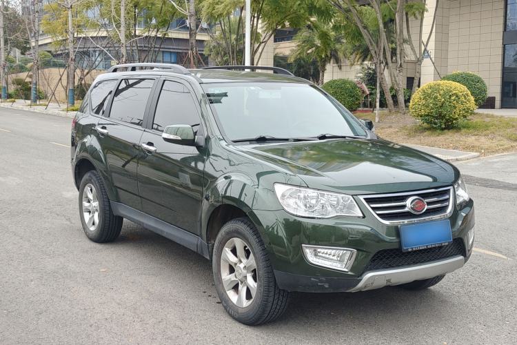 Used Land X8 2015 Explorer Edition 2.0T Diesel 4x4 Luxury Model Exterior 5