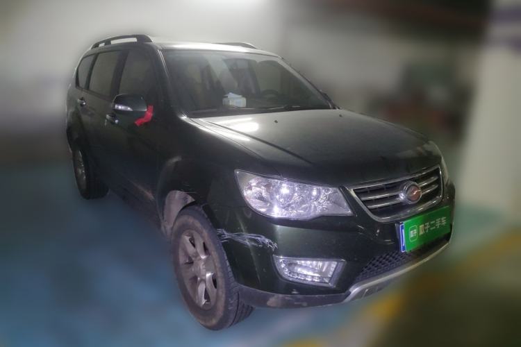 Used Land X8 2015 Explorer Edition 2.0T Diesel 4x4 Luxury Model Front Right 45 Deg