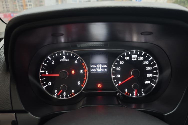 Used Land X8 2015 Explorer Edition 2.0T Diesel 4x4 Luxury Model Instrument Cluster