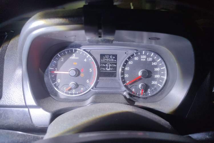 Used Land X8 2015 Explorer Edition 2.0T Diesel 4x4 Luxury Model Instrument Cluster
